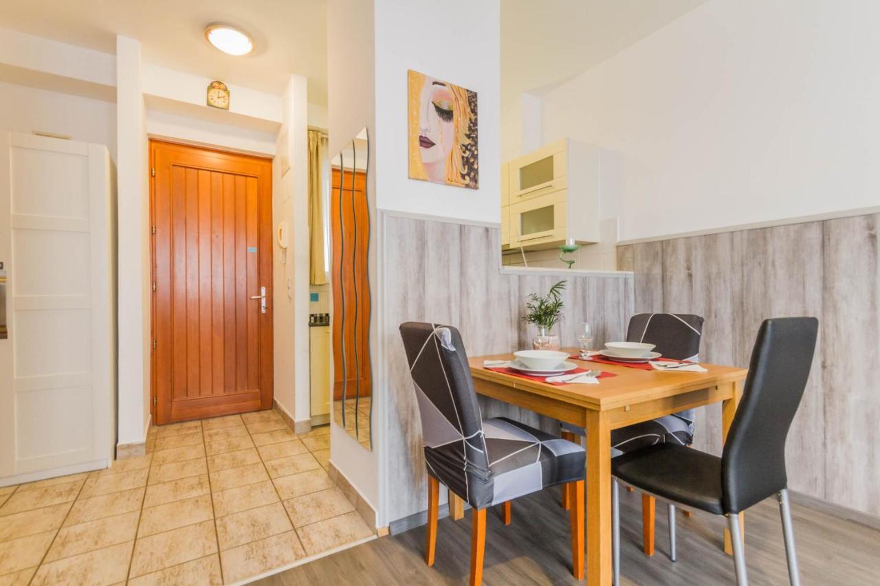 Lovag Charming Apartment In The Center-Ac Budapest Exteriör bild